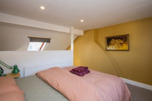 Photo 17- click for photo gallery